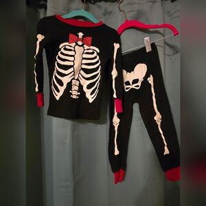 2t skeleton pajamas
